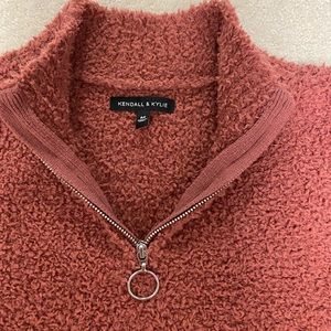 PacSun: Kendall and Kylie Cropped Pull-over